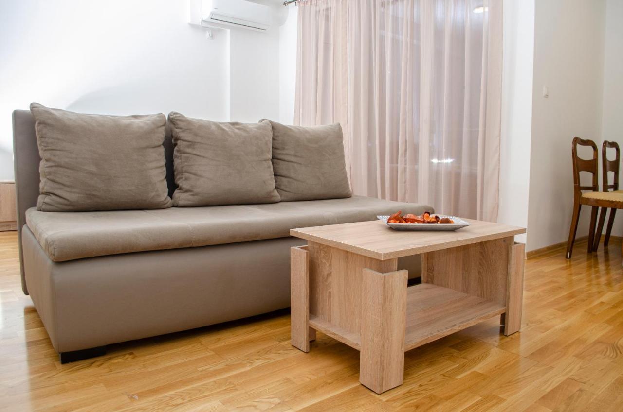 Villa Re3Ca Skopje Buitenkant foto